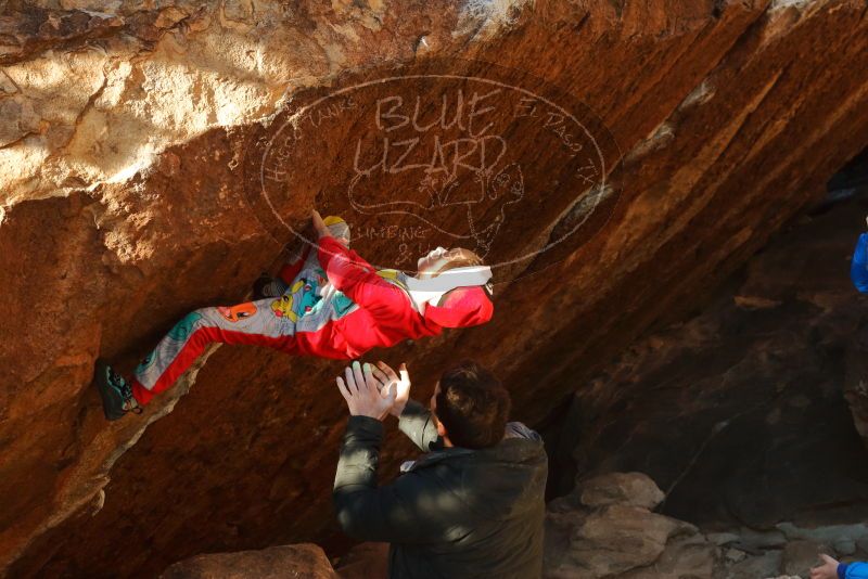 Bouldering in Hueco Tanks on 01/03/2020 with Blue Lizard Climbing and Yoga
Filename: SRM_20200103_1713160.jpg
Aperture: f/6.3
Shutter Speed: 1/320
Body: Canon EOS-1D Mark II
Lens: Canon EF 50mm f/1.8 II