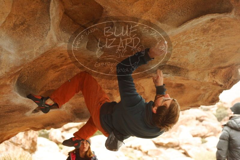 Bouldering in Hueco Tanks on 01/02/2020 with Blue Lizard Climbing and Yoga
Filename: SRM_20200102_1117230.jpg
Aperture: f/4.0
Shutter Speed: 1/250
Body: Canon EOS-1D Mark II
Lens: Canon EF 50mm f/1.8 II
