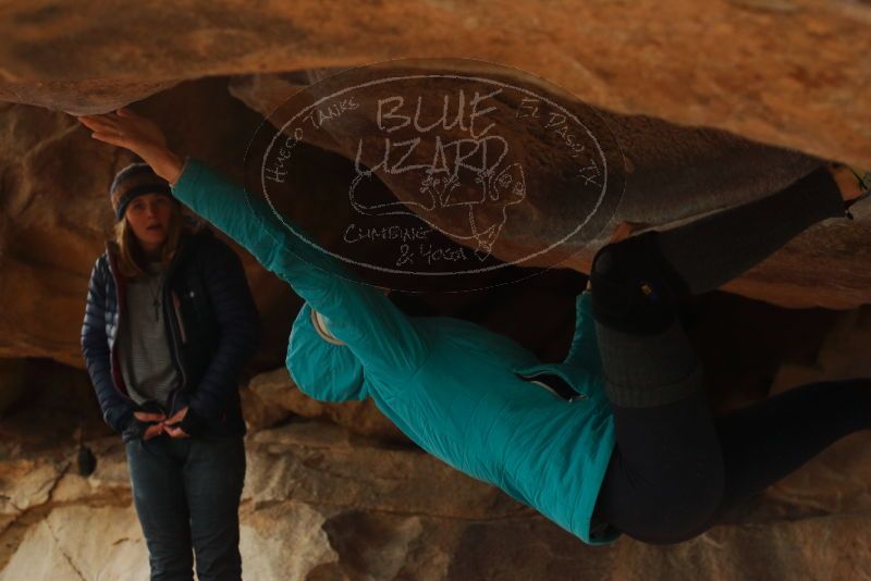 Bouldering in Hueco Tanks on 01/02/2020 with Blue Lizard Climbing and Yoga
Filename: SRM_20200102_1148520.jpg
Aperture: f/4.0
Shutter Speed: 1/250
Body: Canon EOS-1D Mark II
Lens: Canon EF 50mm f/1.8 II