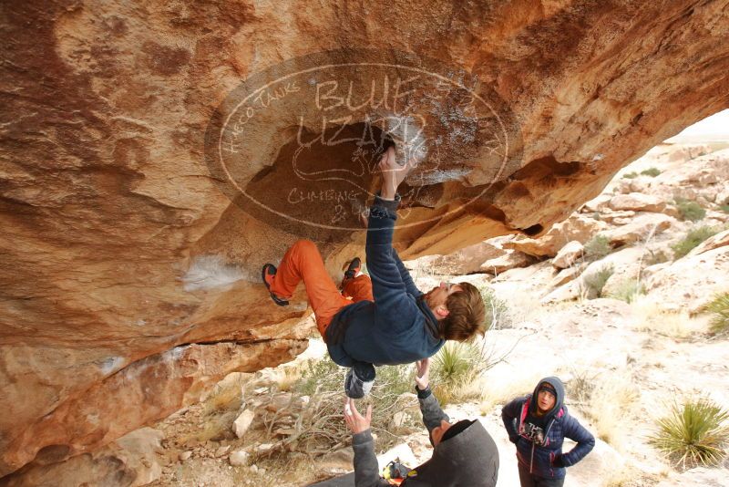 Bouldering in Hueco Tanks on 01/02/2020 with Blue Lizard Climbing and Yoga
Filename: SRM_20200102_1319260.jpg
Aperture: f/5.0
Shutter Speed: 1/250
Body: Canon EOS-1D Mark II
Lens: Canon EF 16-35mm f/2.8 L