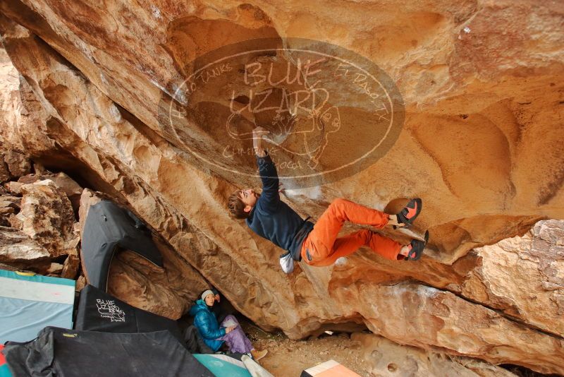 Bouldering in Hueco Tanks on 01/02/2020 with Blue Lizard Climbing and Yoga
Filename: SRM_20200102_1326010.jpg
Aperture: f/4.5
Shutter Speed: 1/250
Body: Canon EOS-1D Mark II
Lens: Canon EF 16-35mm f/2.8 L