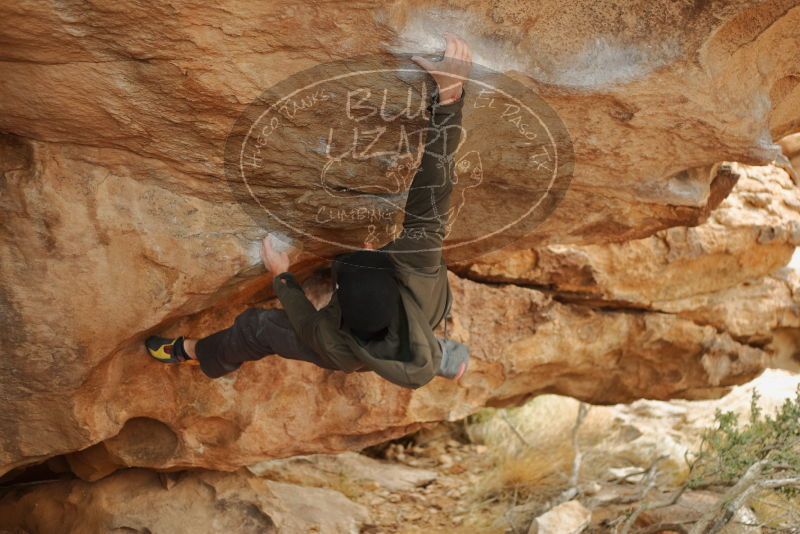 Bouldering in Hueco Tanks on 01/02/2020 with Blue Lizard Climbing and Yoga

Filename: SRM_20200102_1402540.jpg
Aperture: f/2.5
Shutter Speed: 1/250
Body: Canon EOS-1D Mark II
Lens: Canon EF 50mm f/1.8 II