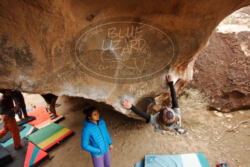 Bouldering in Hueco Tanks on 01/02/2020 with Blue Lizard Climbing and Yoga
Filename: SRM_20200102_1440520.jpg
Aperture: f/4.0
Shutter Speed: 1/250
Body: Canon EOS-1D Mark II
Lens: Canon EF 16-35mm f/2.8 L