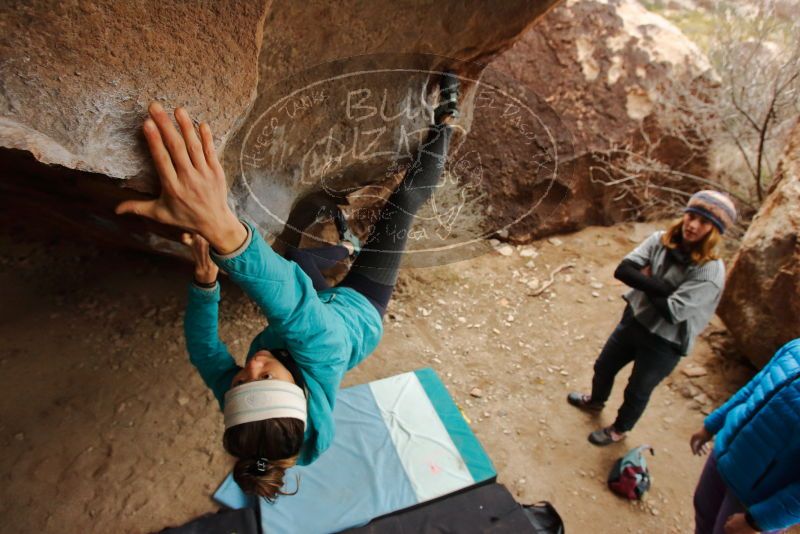 Bouldering in Hueco Tanks on 01/02/2020 with Blue Lizard Climbing and Yoga
Filename: SRM_20200102_1443210.jpg
Aperture: f/4.5
Shutter Speed: 1/250
Body: Canon EOS-1D Mark II
Lens: Canon EF 16-35mm f/2.8 L