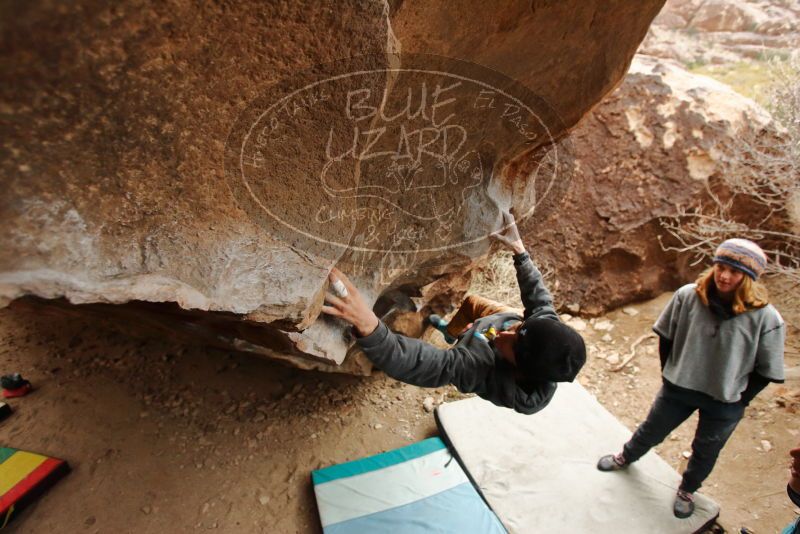 Bouldering in Hueco Tanks on 01/02/2020 with Blue Lizard Climbing and Yoga

Filename: SRM_20200102_1450470.jpg
Aperture: f/4.0
Shutter Speed: 1/250
Body: Canon EOS-1D Mark II
Lens: Canon EF 16-35mm f/2.8 L
