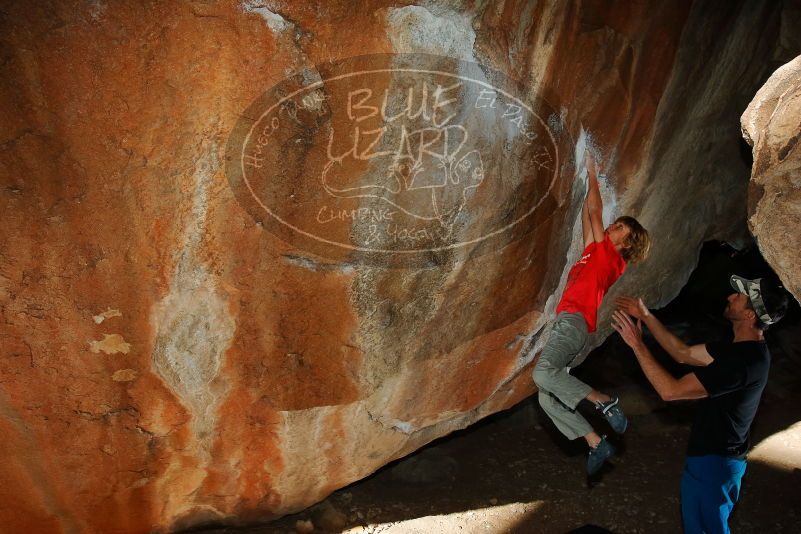 Bouldering in Hueco Tanks on 01/05/2020 with Blue Lizard Climbing and Yoga
Filename: SRM_20200105_1148300.jpg
Aperture: f/8.0
Shutter Speed: 1/250
Body: Canon EOS-1D Mark II
Lens: Canon EF 16-35mm f/2.8 L
