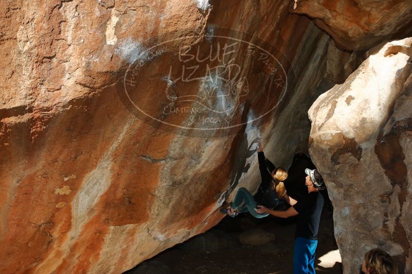 Bouldering in Hueco Tanks on 01/05/2020 with Blue Lizard Climbing and Yoga
Filename: SRM_20200105_1151030.jpg
Aperture: f/8.0
Shutter Speed: 1/250
Body: Canon EOS-1D Mark II
Lens: Canon EF 16-35mm f/2.8 L