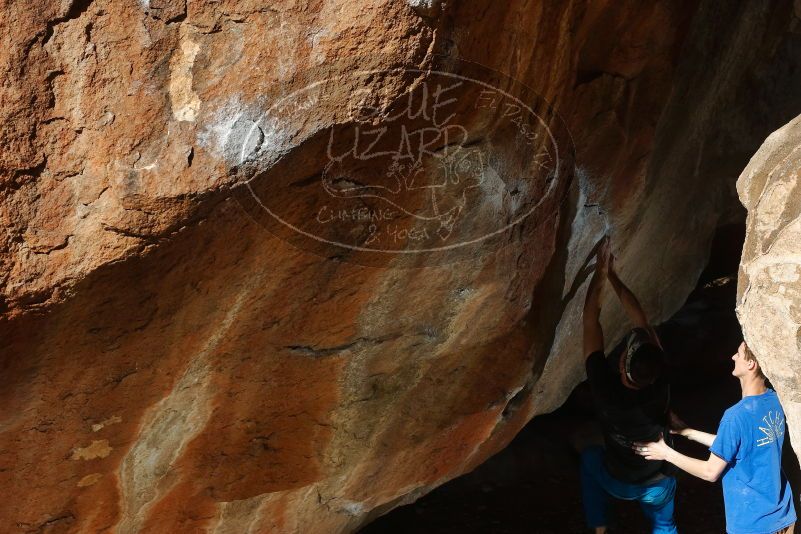Bouldering in Hueco Tanks on 01/05/2020 with Blue Lizard Climbing and Yoga
Filename: SRM_20200105_1217590.jpg
Aperture: f/8.0
Shutter Speed: 1/250
Body: Canon EOS-1D Mark II
Lens: Canon EF 50mm f/1.8 II