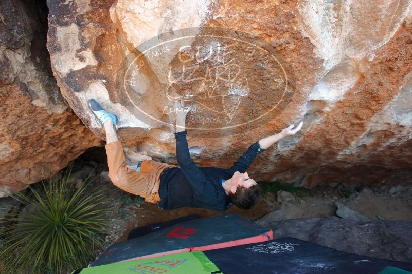 Bouldering in Hueco Tanks on 01/05/2020 with Blue Lizard Climbing and Yoga

Filename: SRM_20200105_1308460.jpg
Aperture: f/4.0
Shutter Speed: 1/250
Body: Canon EOS-1D Mark II
Lens: Canon EF 16-35mm f/2.8 L