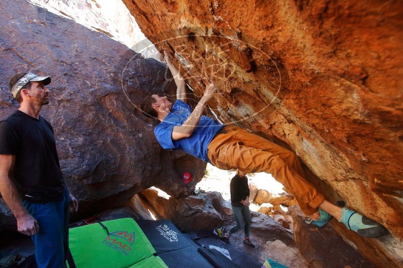 Bouldering in Hueco Tanks on 01/05/2020 with Blue Lizard Climbing and Yoga

Filename: SRM_20200105_1447180.jpg
Aperture: f/4.5
Shutter Speed: 1/250
Body: Canon EOS-1D Mark II
Lens: Canon EF 16-35mm f/2.8 L