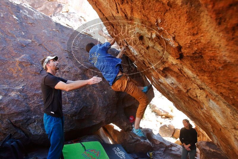 Bouldering in Hueco Tanks on 01/05/2020 with Blue Lizard Climbing and Yoga
Filename: SRM_20200105_1447230.jpg
Aperture: f/4.5
Shutter Speed: 1/250
Body: Canon EOS-1D Mark II
Lens: Canon EF 16-35mm f/2.8 L