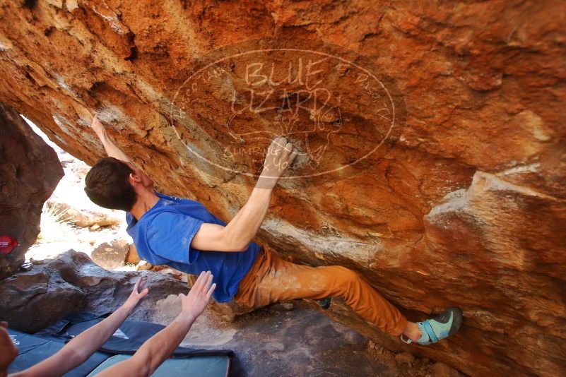 Bouldering in Hueco Tanks on 01/05/2020 with Blue Lizard Climbing and Yoga
Filename: SRM_20200105_1458080.jpg
Aperture: f/4.5
Shutter Speed: 1/250
Body: Canon EOS-1D Mark II
Lens: Canon EF 16-35mm f/2.8 L