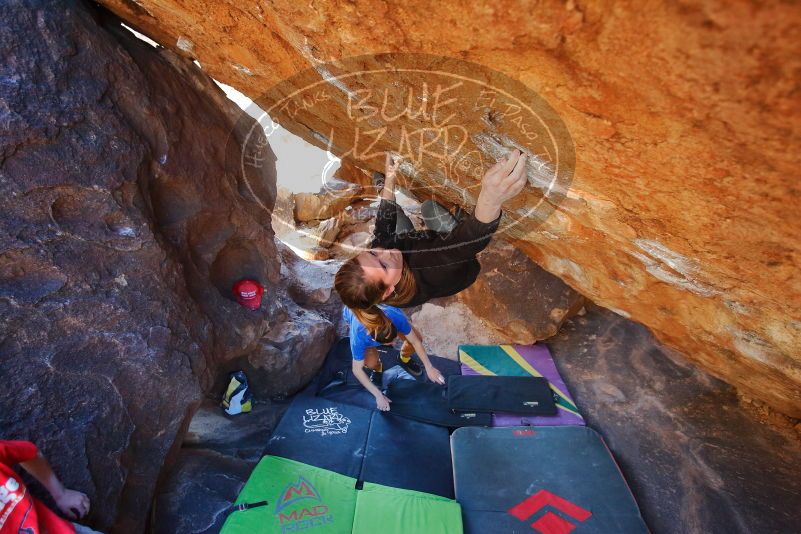 Bouldering in Hueco Tanks on 01/05/2020 with Blue Lizard Climbing and Yoga

Filename: SRM_20200105_1530270.jpg
Aperture: f/3.5
Shutter Speed: 1/250
Body: Canon EOS-1D Mark II
Lens: Canon EF 16-35mm f/2.8 L