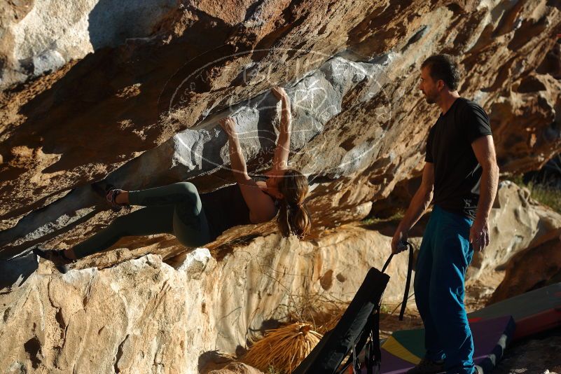 Bouldering in Hueco Tanks on 01/05/2020 with Blue Lizard Climbing and Yoga
Filename: SRM_20200105_1659130.jpg
Aperture: f/4.0
Shutter Speed: 1/500
Body: Canon EOS-1D Mark II
Lens: Canon EF 50mm f/1.8 II