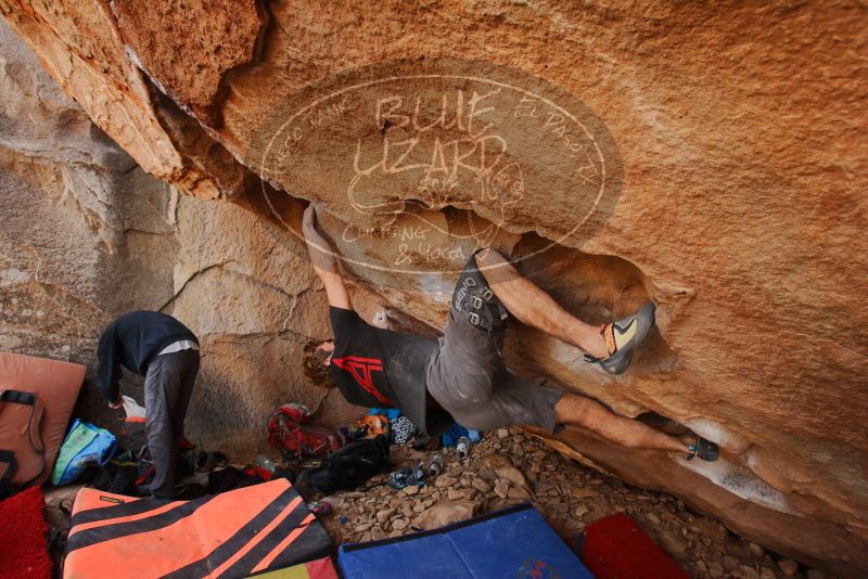 Bouldering in Hueco Tanks on 01/04/2020 with Blue Lizard Climbing and Yoga

Filename: SRM_20200104_1312080.jpg
Aperture: f/5.0
Shutter Speed: 1/200
Body: Canon EOS-1D Mark II
Lens: Canon EF 16-35mm f/2.8 L