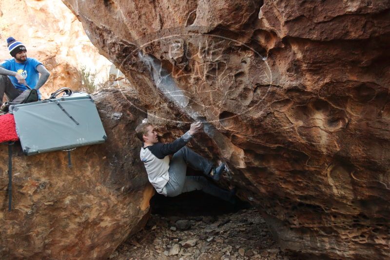 Bouldering in Hueco Tanks on 01/04/2020 with Blue Lizard Climbing and Yoga

Filename: SRM_20200104_1600460.jpg
Aperture: f/3.5
Shutter Speed: 1/250
Body: Canon EOS-1D Mark II
Lens: Canon EF 16-35mm f/2.8 L