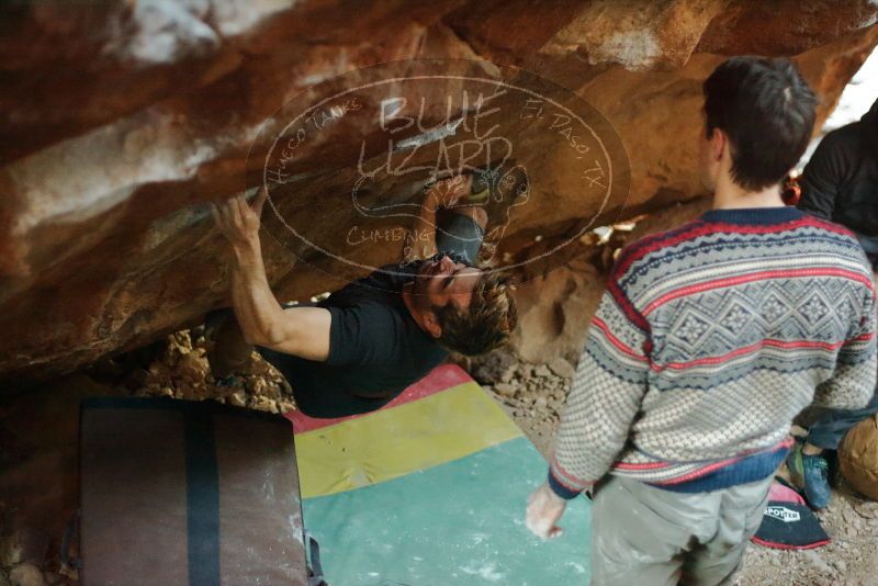 Bouldering in Hueco Tanks on 01/04/2020 with Blue Lizard Climbing and Yoga
Filename: SRM_20200104_1714160.jpg
Aperture: f/2.2
Shutter Speed: 1/200
Body: Canon EOS-1D Mark II
Lens: Canon EF 50mm f/1.8 II