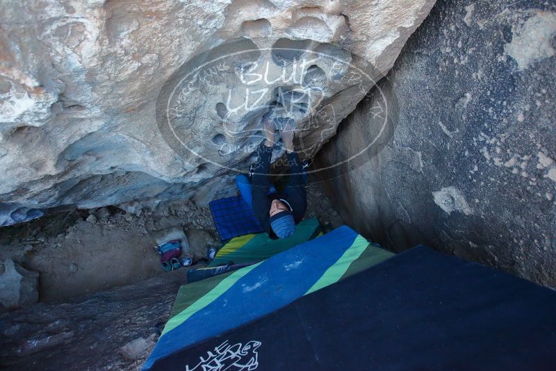 Bouldering in Hueco Tanks on 01/08/2020 with Blue Lizard Climbing and Yoga

Filename: SRM_20200108_1041010.jpg
Aperture: f/4.0
Shutter Speed: 1/250
Body: Canon EOS-1D Mark II
Lens: Canon EF 16-35mm f/2.8 L
