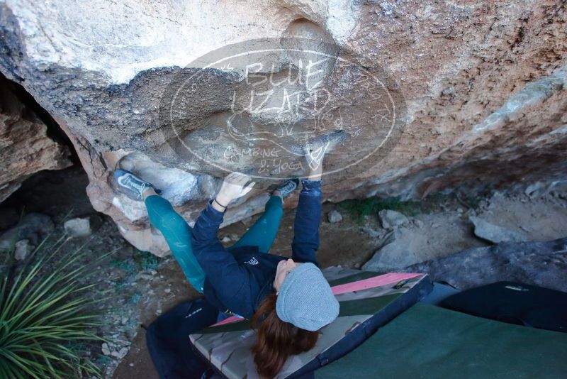 Bouldering in Hueco Tanks on 01/08/2020 with Blue Lizard Climbing and Yoga

Filename: SRM_20200108_1046230.jpg
Aperture: f/3.5
Shutter Speed: 1/250
Body: Canon EOS-1D Mark II
Lens: Canon EF 16-35mm f/2.8 L