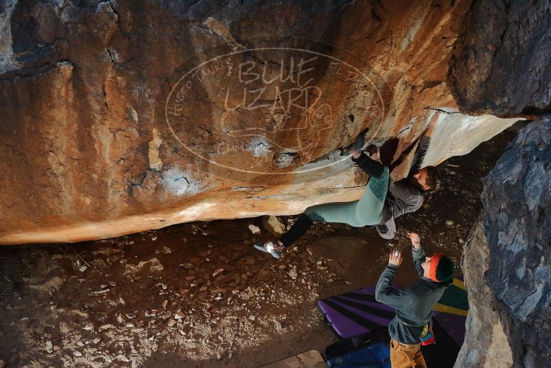 Bouldering in Hueco Tanks on 01/08/2020 with Blue Lizard Climbing and Yoga

Filename: SRM_20200108_1119050.jpg
Aperture: f/8.0
Shutter Speed: 1/250
Body: Canon EOS-1D Mark II
Lens: Canon EF 50mm f/1.8 II