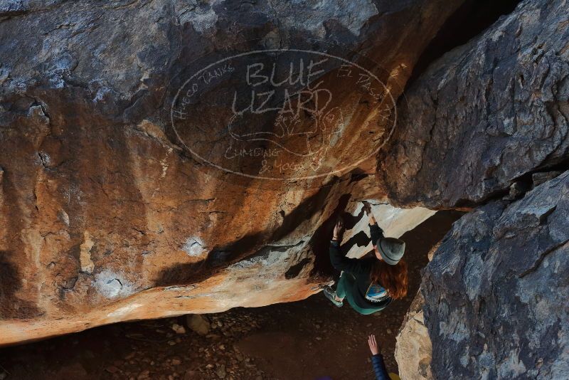 Bouldering in Hueco Tanks on 01/08/2020 with Blue Lizard Climbing and Yoga

Filename: SRM_20200108_1133230.jpg
Aperture: f/5.6
Shutter Speed: 1/250
Body: Canon EOS-1D Mark II
Lens: Canon EF 50mm f/1.8 II