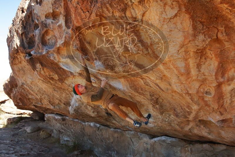 Bouldering in Hueco Tanks on 01/08/2020 with Blue Lizard Climbing and Yoga

Filename: SRM_20200108_1306330.jpg
Aperture: f/8.0
Shutter Speed: 1/500
Body: Canon EOS-1D Mark II
Lens: Canon EF 16-35mm f/2.8 L