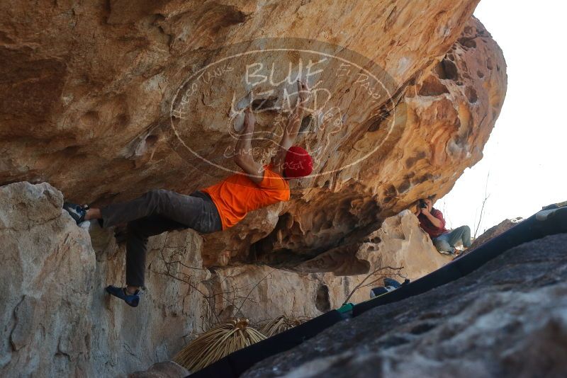 Bouldering in Hueco Tanks on 01/08/2020 with Blue Lizard Climbing and Yoga
Filename: SRM_20200108_1326240.jpg
Aperture: f/7.1
Shutter Speed: 1/500
Body: Canon EOS-1D Mark II
Lens: Canon EF 50mm f/1.8 II