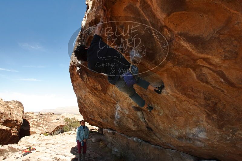 Bouldering in Hueco Tanks on 01/08/2020 with Blue Lizard Climbing and Yoga
Filename: SRM_20200108_1337490.jpg
Aperture: f/8.0
Shutter Speed: 1/500
Body: Canon EOS-1D Mark II
Lens: Canon EF 16-35mm f/2.8 L