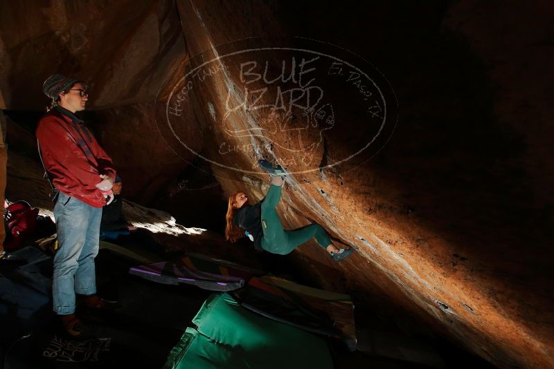 Bouldering in Hueco Tanks on 01/08/2020 with Blue Lizard Climbing and Yoga
Filename: SRM_20200108_1539330.jpg
Aperture: f/5.6
Shutter Speed: 1/250
Body: Canon EOS-1D Mark II
Lens: Canon EF 16-35mm f/2.8 L