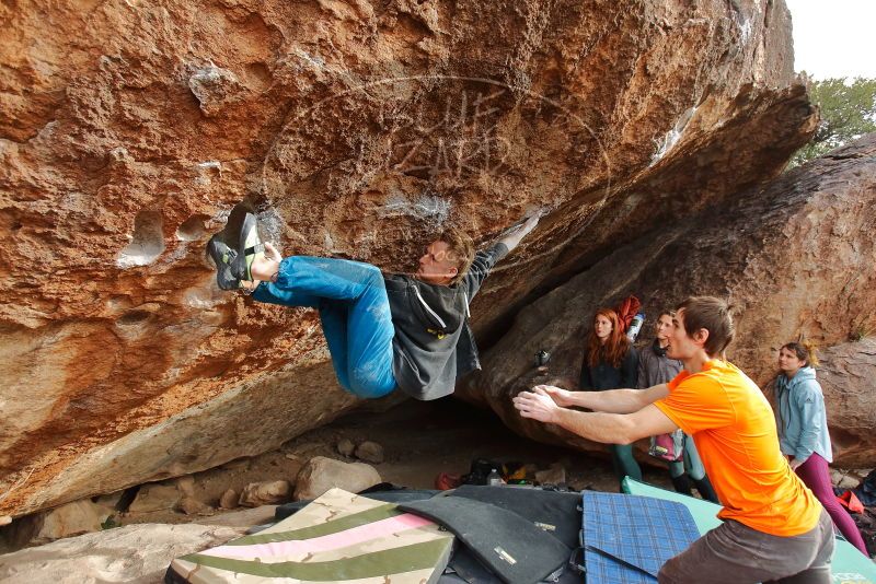 Bouldering in Hueco Tanks on 01/08/2020 with Blue Lizard Climbing and Yoga
Filename: SRM_20200108_1655490.jpg
Aperture: f/4.0
Shutter Speed: 1/320
Body: Canon EOS-1D Mark II
Lens: Canon EF 16-35mm f/2.8 L