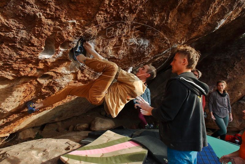 Bouldering in Hueco Tanks on 01/08/2020 with Blue Lizard Climbing and Yoga

Filename: SRM_20200108_1657350.jpg
Aperture: f/7.1
Shutter Speed: 1/320
Body: Canon EOS-1D Mark II
Lens: Canon EF 16-35mm f/2.8 L