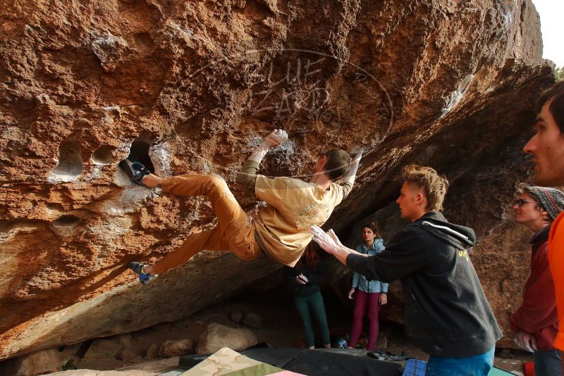 Bouldering in Hueco Tanks on 01/08/2020 with Blue Lizard Climbing and Yoga

Filename: SRM_20200108_1658470.jpg
Aperture: f/6.3
Shutter Speed: 1/320
Body: Canon EOS-1D Mark II
Lens: Canon EF 16-35mm f/2.8 L