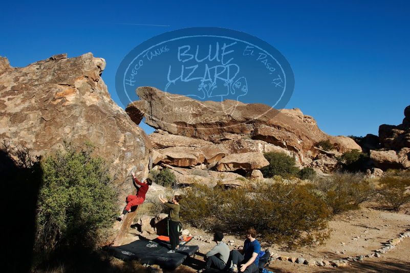 Bouldering in Hueco Tanks on 01/12/2020 with Blue Lizard Climbing and Yoga

Filename: SRM_20200112_1023030.jpg
Aperture: f/8.0
Shutter Speed: 1/320
Body: Canon EOS-1D Mark II
Lens: Canon EF 16-35mm f/2.8 L
