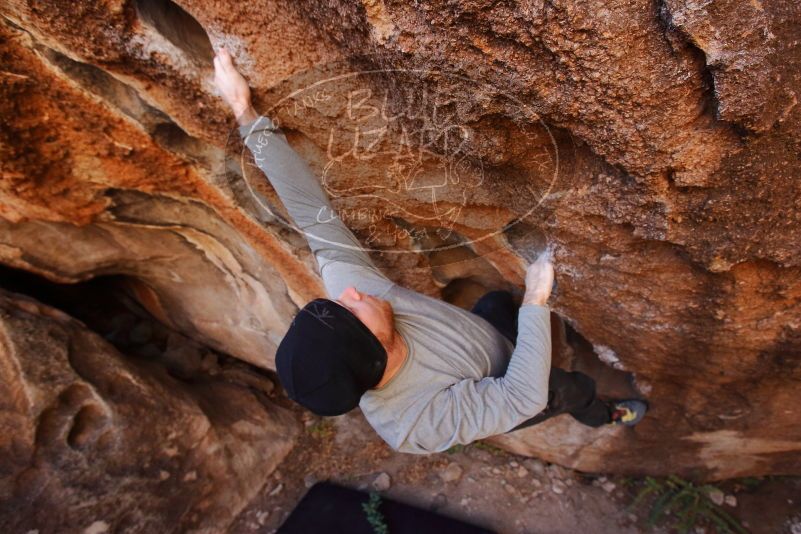 Bouldering in Hueco Tanks on 01/12/2020 with Blue Lizard Climbing and Yoga
Filename: SRM_20200112_1210120.jpg
Aperture: f/5.0
Shutter Speed: 1/250
Body: Canon EOS-1D Mark II
Lens: Canon EF 16-35mm f/2.8 L