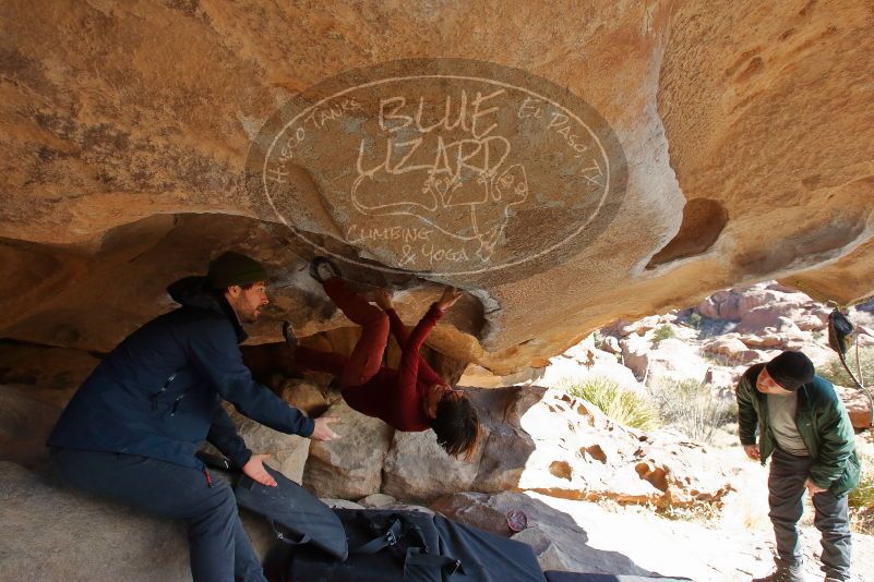 Bouldering in Hueco Tanks on 01/12/2020 with Blue Lizard Climbing and Yoga

Filename: SRM_20200112_1312260.jpg
Aperture: f/6.3
Shutter Speed: 1/250
Body: Canon EOS-1D Mark II
Lens: Canon EF 16-35mm f/2.8 L