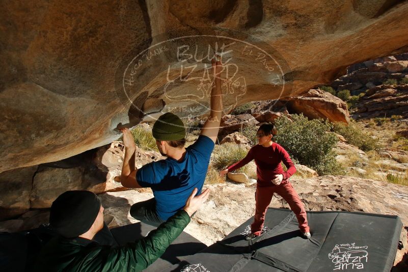 Bouldering in Hueco Tanks on 01/12/2020 with Blue Lizard Climbing and Yoga

Filename: SRM_20200112_1321330.jpg
Aperture: f/8.0
Shutter Speed: 1/250
Body: Canon EOS-1D Mark II
Lens: Canon EF 16-35mm f/2.8 L