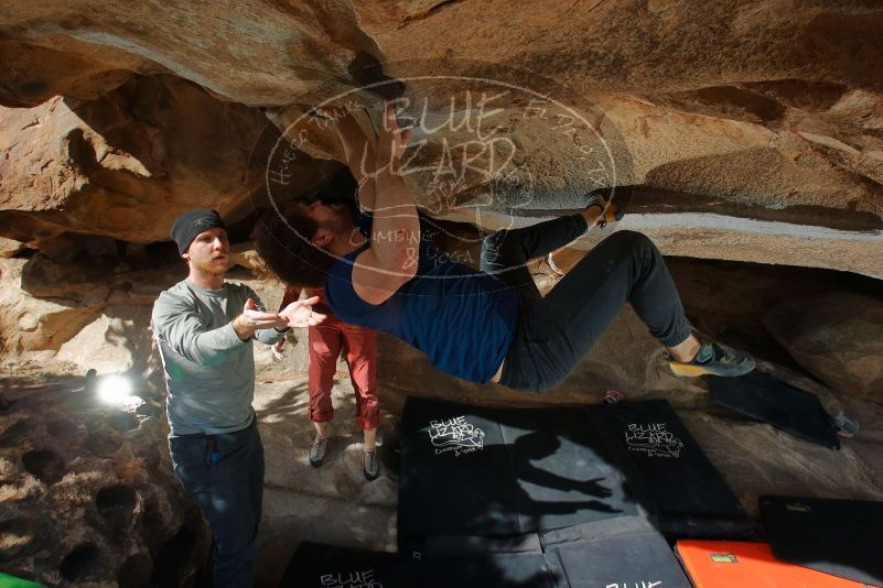 Bouldering in Hueco Tanks on 01/12/2020 with Blue Lizard Climbing and Yoga
Filename: SRM_20200112_1424200.jpg
Aperture: f/8.0
Shutter Speed: 1/250
Body: Canon EOS-1D Mark II
Lens: Canon EF 16-35mm f/2.8 L