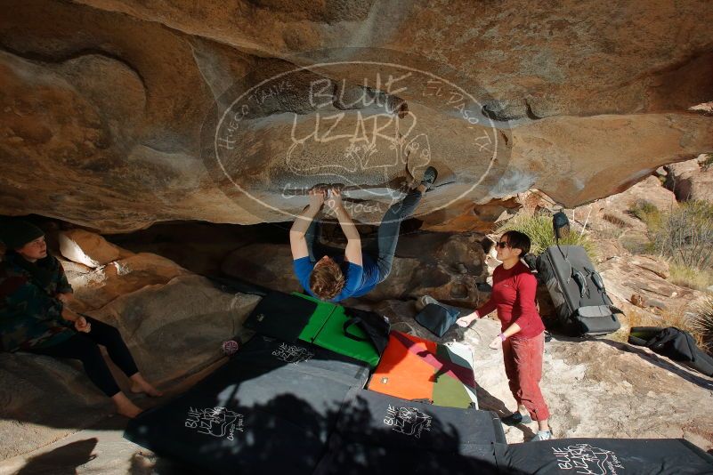 Bouldering in Hueco Tanks on 01/12/2020 with Blue Lizard Climbing and Yoga

Filename: SRM_20200112_1445380.jpg
Aperture: f/8.0
Shutter Speed: 1/250
Body: Canon EOS-1D Mark II
Lens: Canon EF 16-35mm f/2.8 L