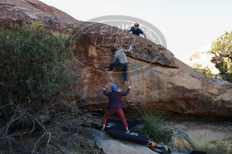 Bouldering in Hueco Tanks on 01/12/2020 with Blue Lizard Climbing and Yoga

Filename: SRM_20200112_1557580.jpg
Aperture: f/6.3
Shutter Speed: 1/250
Body: Canon EOS-1D Mark II
Lens: Canon EF 16-35mm f/2.8 L