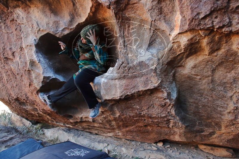 Bouldering in Hueco Tanks on 01/12/2020 with Blue Lizard Climbing and Yoga

Filename: SRM_20200112_1653030.jpg
Aperture: f/4.0
Shutter Speed: 1/250
Body: Canon EOS-1D Mark II
Lens: Canon EF 16-35mm f/2.8 L