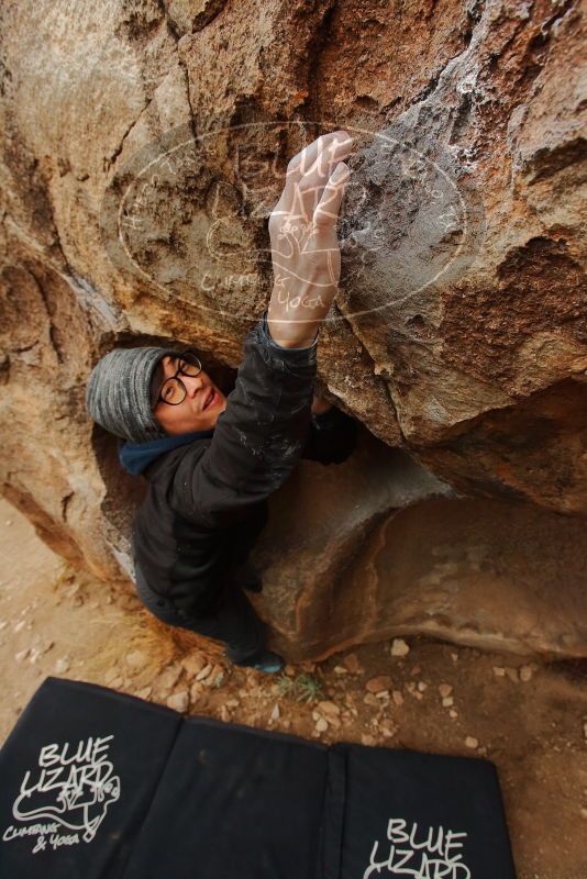 Bouldering in Hueco Tanks on 01/16/2020 with Blue Lizard Climbing and Yoga
Filename: SRM_20200116_1017590.jpg
Aperture: f/6.3
Shutter Speed: 1/320
Body: Canon EOS-1D Mark II
Lens: Canon EF 16-35mm f/2.8 L