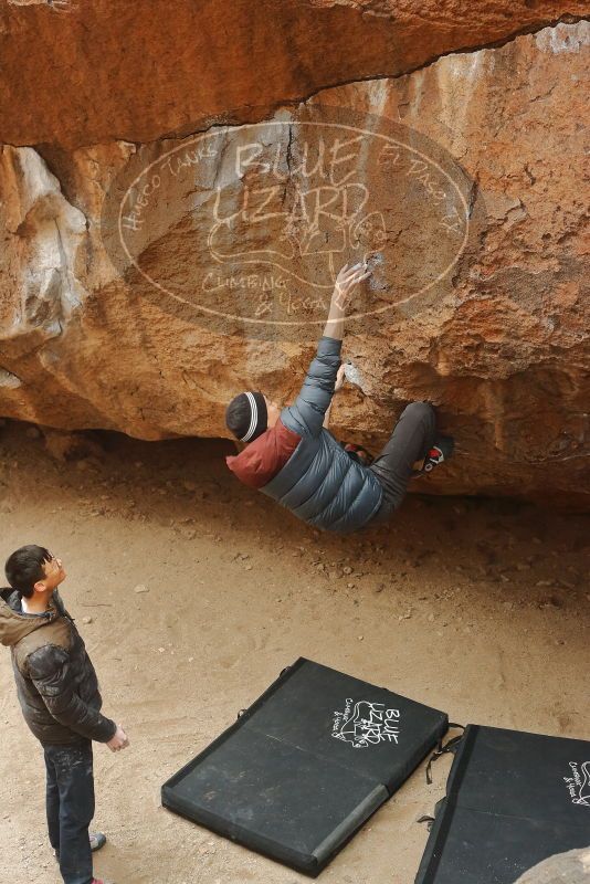Bouldering in Hueco Tanks on 01/16/2020 with Blue Lizard Climbing and Yoga

Filename: SRM_20200116_1149040.jpg
Aperture: f/3.5
Shutter Speed: 1/320
Body: Canon EOS-1D Mark II
Lens: Canon EF 50mm f/1.8 II