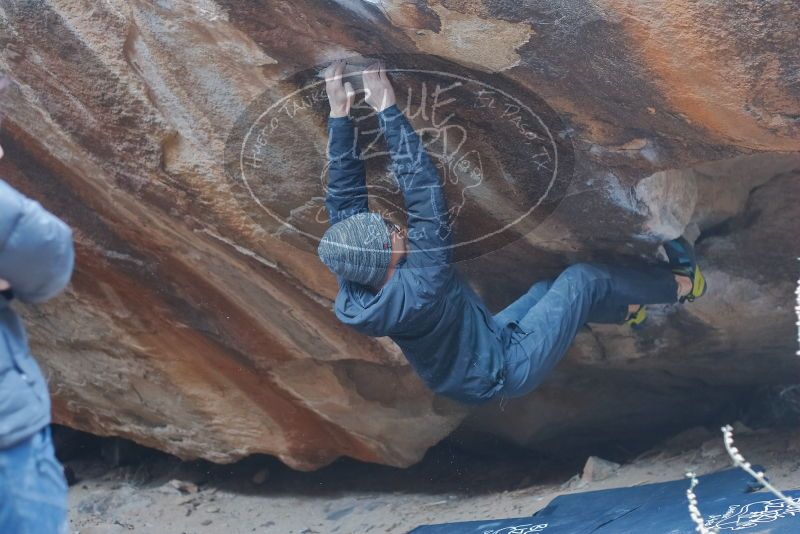 Bouldering in Hueco Tanks on 01/16/2020 with Blue Lizard Climbing and Yoga

Filename: SRM_20200116_1450520.jpg
Aperture: f/2.8
Shutter Speed: 1/250
Body: Canon EOS-1D Mark II
Lens: Canon EF 50mm f/1.8 II