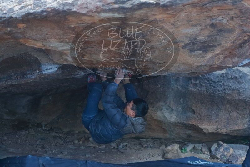 Bouldering in Hueco Tanks on 01/16/2020 with Blue Lizard Climbing and Yoga

Filename: SRM_20200116_1538170.jpg
Aperture: f/3.5
Shutter Speed: 1/250
Body: Canon EOS-1D Mark II
Lens: Canon EF 50mm f/1.8 II