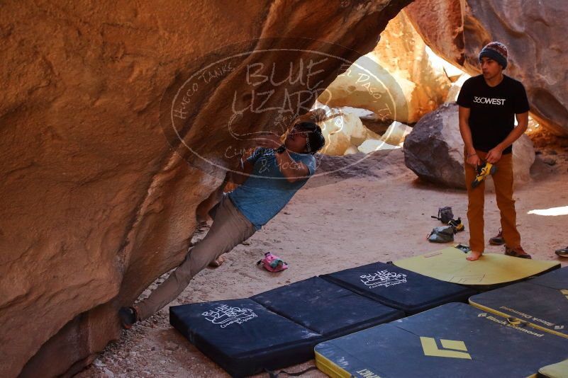 Bouldering in Hueco Tanks on 01/18/2020 with Blue Lizard Climbing and Yoga
Filename: SRM_20200118_1528360.jpg
Aperture: f/3.2
Shutter Speed: 1/250
Body: Canon EOS-1D Mark II
Lens: Canon EF 16-35mm f/2.8 L