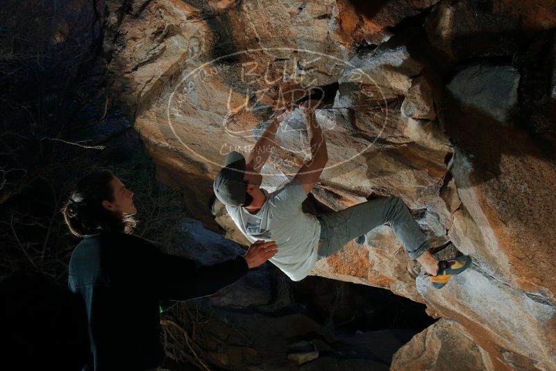 Bouldering in Hueco Tanks on 01/19/2020 with Blue Lizard Climbing and Yoga

Filename: SRM_20200119_1116480.jpg
Aperture: f/8.0
Shutter Speed: 1/250
Body: Canon EOS-1D Mark II
Lens: Canon EF 16-35mm f/2.8 L