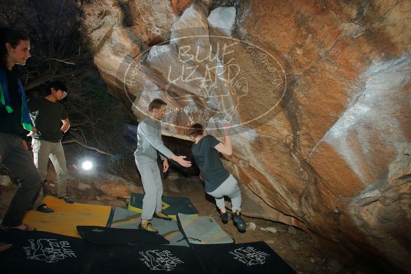 Bouldering in Hueco Tanks on 01/19/2020 with Blue Lizard Climbing and Yoga
Filename: SRM_20200119_1124390.jpg
Aperture: f/7.1
Shutter Speed: 1/250
Body: Canon EOS-1D Mark II
Lens: Canon EF 16-35mm f/2.8 L