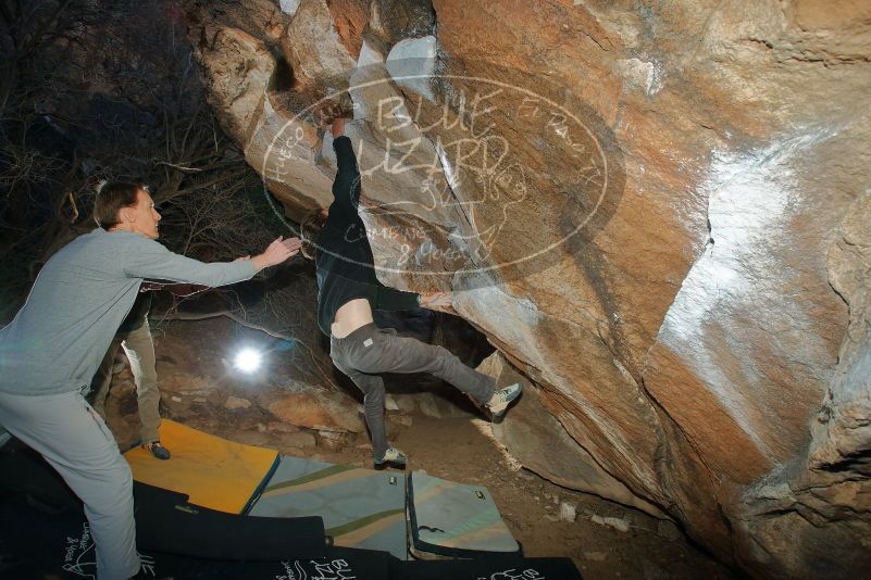 Bouldering in Hueco Tanks on 01/19/2020 with Blue Lizard Climbing and Yoga

Filename: SRM_20200119_1135160.jpg
Aperture: f/7.1
Shutter Speed: 1/250
Body: Canon EOS-1D Mark II
Lens: Canon EF 16-35mm f/2.8 L