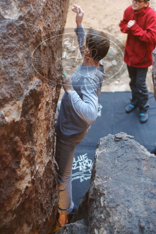 Bouldering in Hueco Tanks on 01/19/2020 with Blue Lizard Climbing and Yoga
Filename: SRM_20200119_1233210.jpg
Aperture: f/2.5
Shutter Speed: 1/250
Body: Canon EOS-1D Mark II
Lens: Canon EF 50mm f/1.8 II