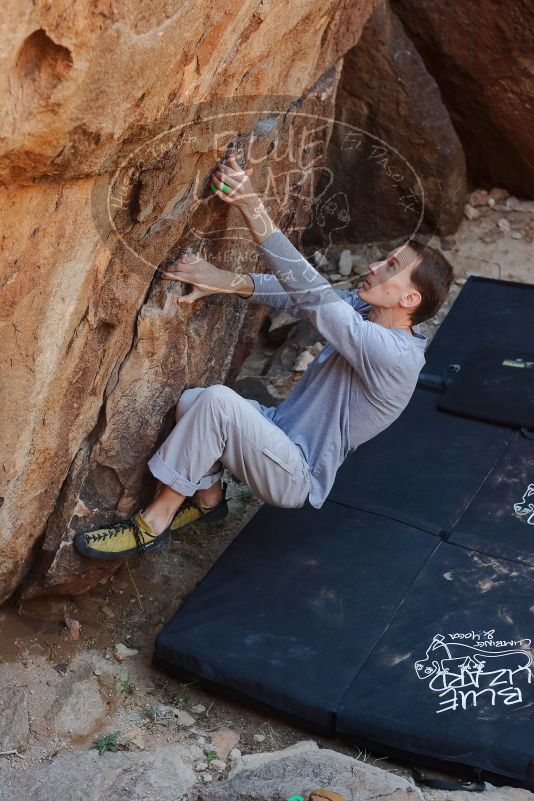 Bouldering in Hueco Tanks on 01/19/2020 with Blue Lizard Climbing and Yoga
Filename: SRM_20200119_1247420.jpg
Aperture: f/3.5
Shutter Speed: 1/250
Body: Canon EOS-1D Mark II
Lens: Canon EF 50mm f/1.8 II
